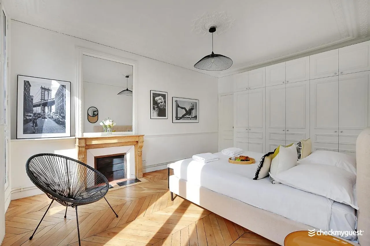 Cmg Beaumarchais / Place De La Bastille Apartment Paris France